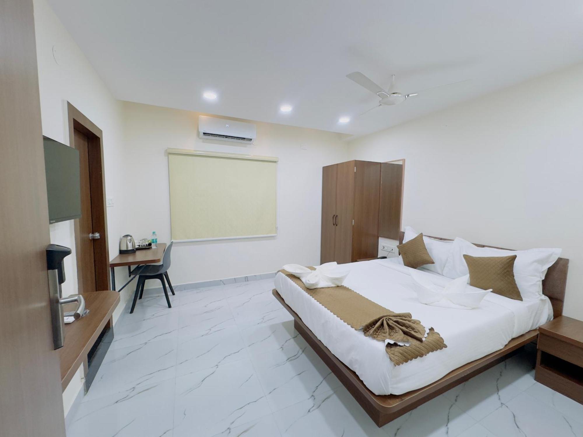 Hotel Apex Inn Hyderabad Airport Bagian luar foto